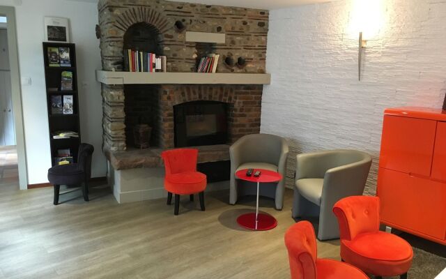 Au Cheval Blanc Hôtel et Restaurant