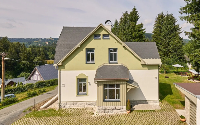 Villa in Jablonec With Sauna & Hot Tub
