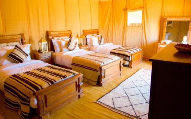 Sahara Luxury Camp