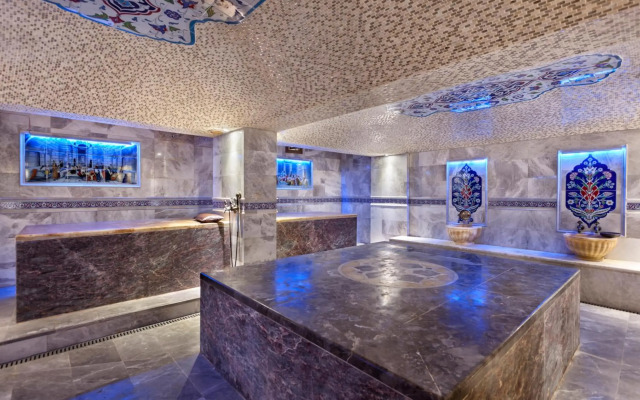 Aleria Belport Beach Hotel