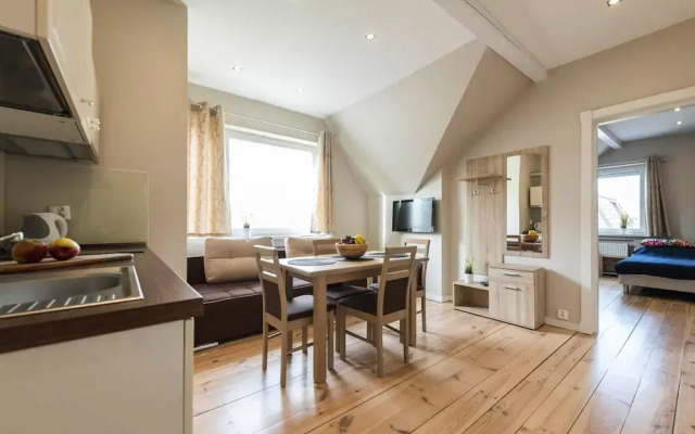 Apartment in Leba With a Garden