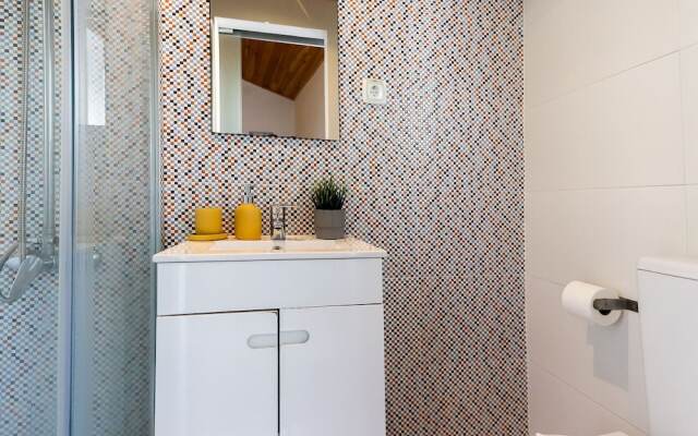 Cosy Santos Duplex By Homing