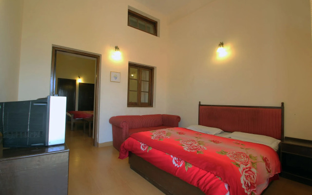 Hotel Himalayan Club