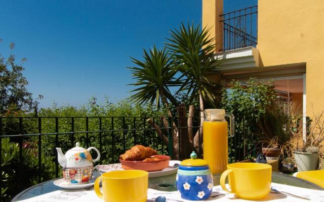 COSTABELLA Marbella 1 min walking from the beach