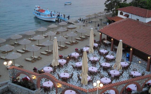 Esperides Beach Hotel