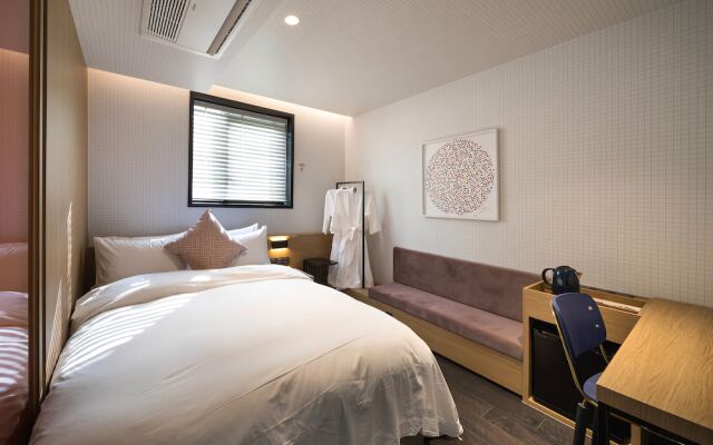 No 25 Signature Centum