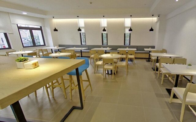 Hanting Hotel Shanghai Guilin Road