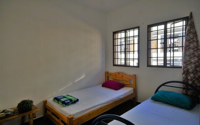 Hostal de la Pola - Hostel
