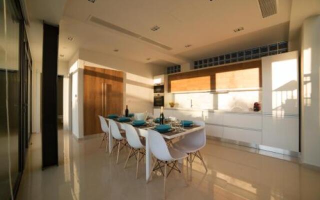Villa L2/ Boutique Villa