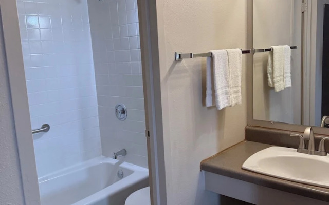 Smartwood Inn