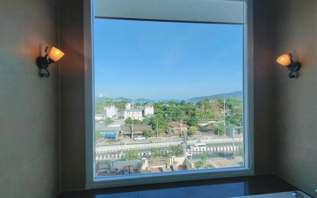 Ratana Apart Hotel at Chalong