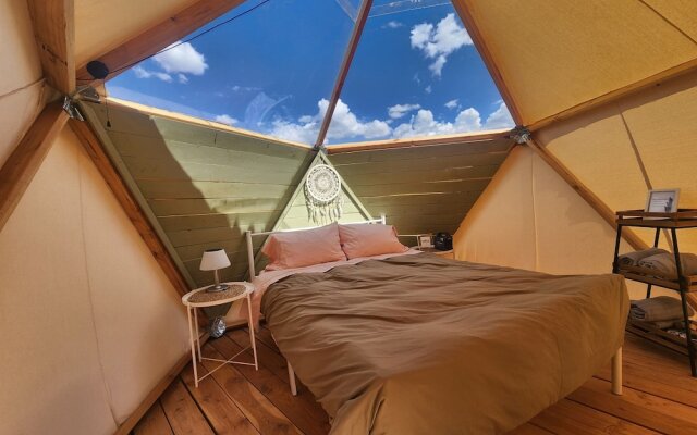 Raptor Ranch Glamping