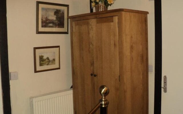 Cornerstone Bed & Breakfast