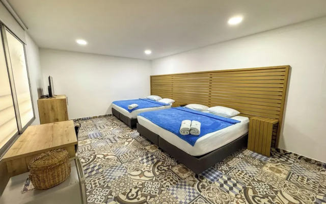 Casa Avelina Boutique Hostel