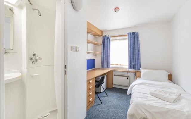 Vibrant Ensuite Rooms - HATFIELD - Hostel