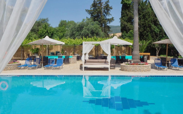 Hotel Paloma Blanca
