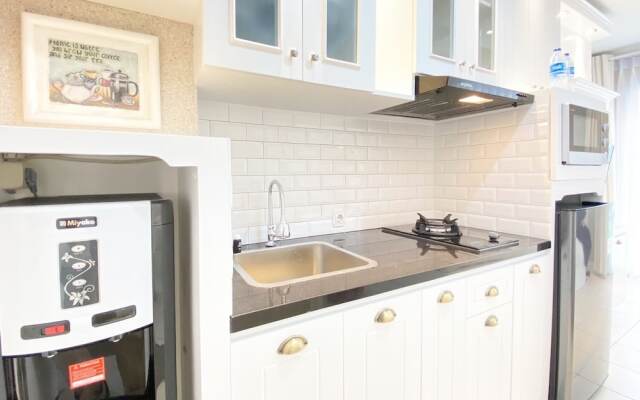 Nice Studio Room At Grand Asia Afrika Apartment