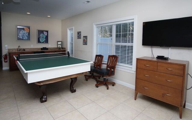 Amy's Oasis by RedAwning