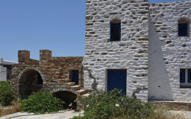 Antiparos Stone House with sea views