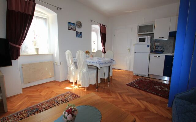 Apartment Villa 7