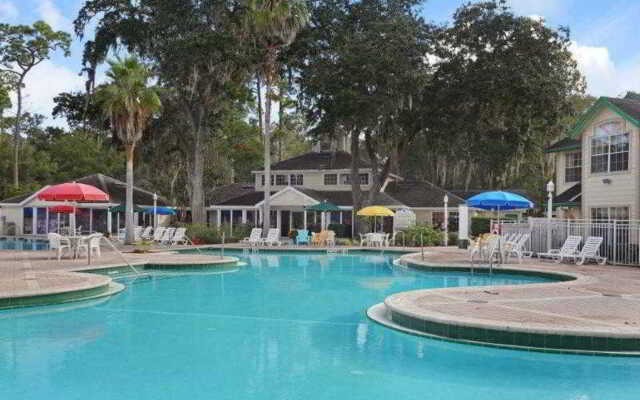 Oak Plantation Resort