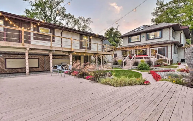 Riverfront Algonac Home w/ Shared Backyard!