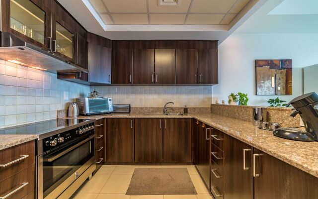 Bnbme - Churchill Towers 1 Bedroom Canal View