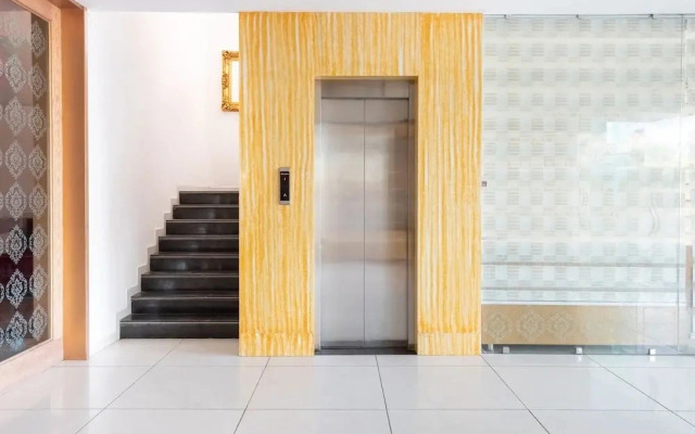 Shiv Palace by OYO Rooms