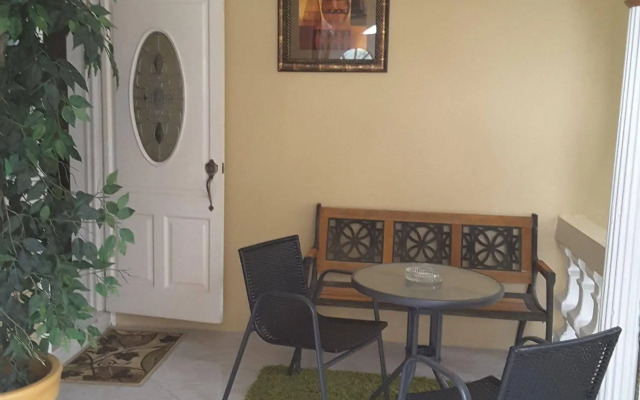 Cazwin Villa