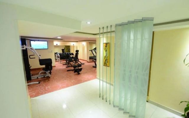 Mira Business Hotel