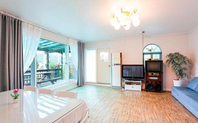 Ganghwado Maeumui Jeongwon Pension