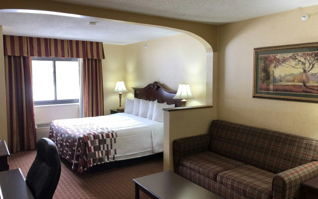 Red Roof Inn & Suites Chestertown