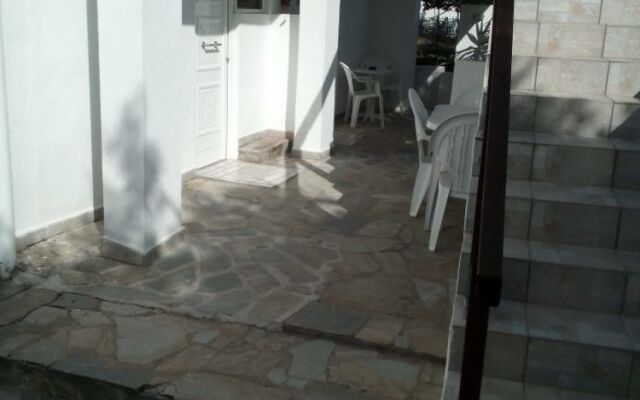 Skiathos Petite Apartments