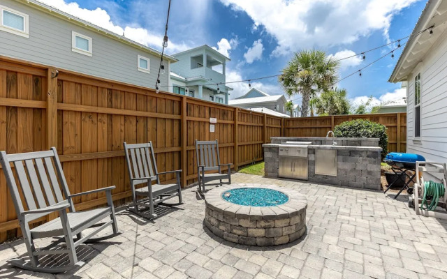 Seaside Serenity 5 Bedroom Home