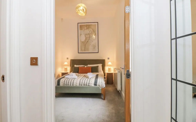 The Elizabeth Suite Stone Cross Mansion