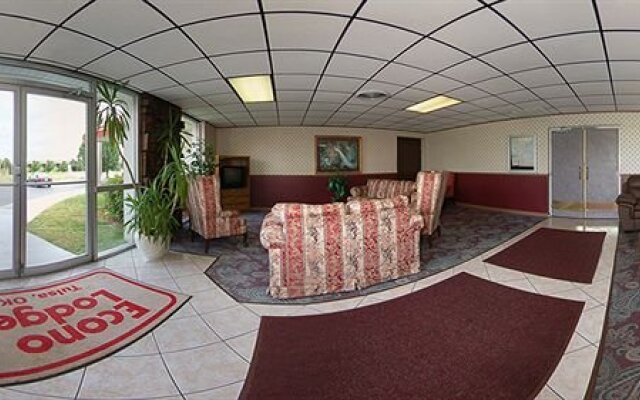 Econo Lodge Tulsa