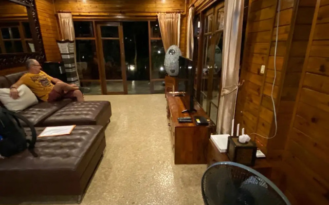 2 Bedoom Beach Front Villa Laem Noi SDV098-By Samui Dream Villas