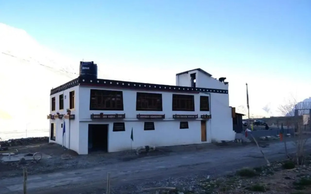 Phunchok Gaiphel Hotel