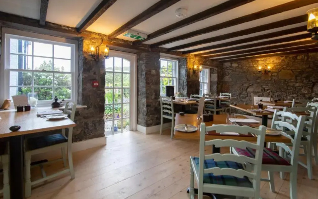Eddrachilles Hotel