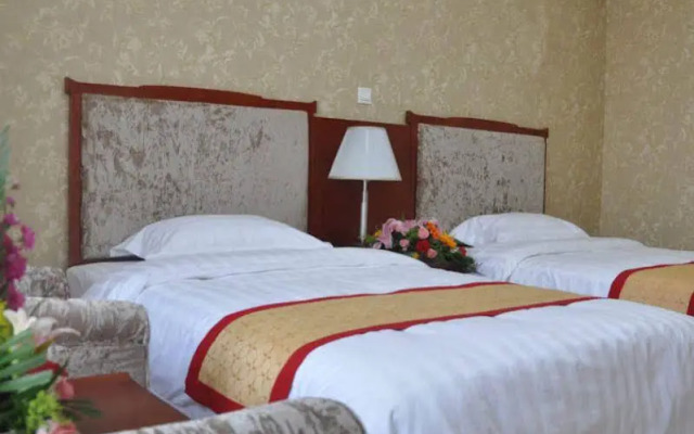 Dalian Puzhao Holiday Hotel