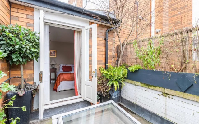 Charming Chiswick Home
