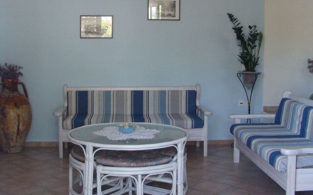 Tilemachos Rooms & Studios