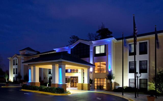 Lexington Inn and Suites