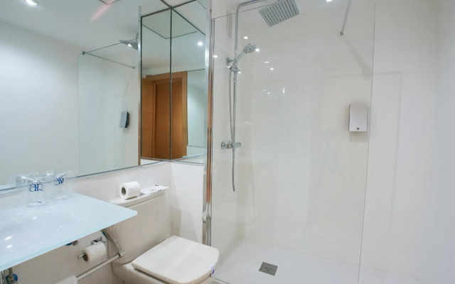 Hotel AR Los Arcos