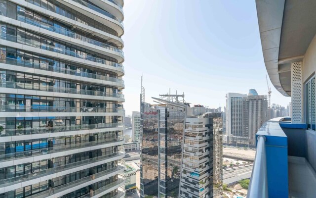 Dream Inn - Damac Mall Street