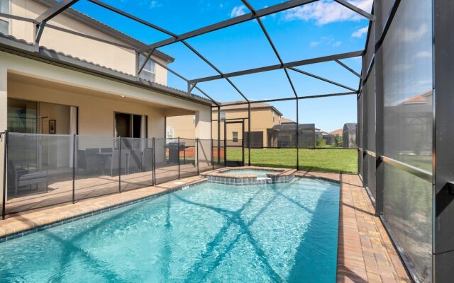 5 Bed 5 Ba Solterra Villa with Pool & Spa