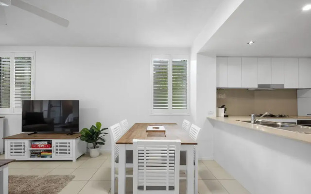 Pool View 3-Bed Oasis in Drift Resort