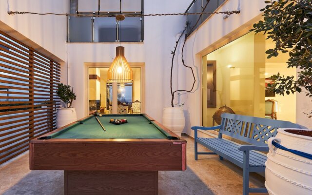 Rodo Seafront Villa with private pool