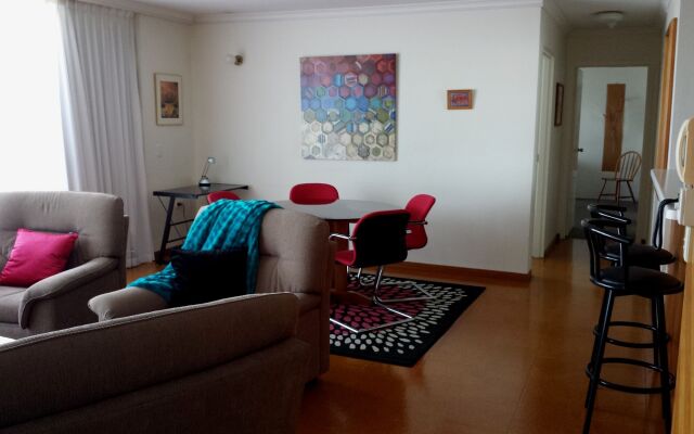 Kirribilli Riverfront Apartments