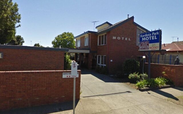 Kardinia Park Motel